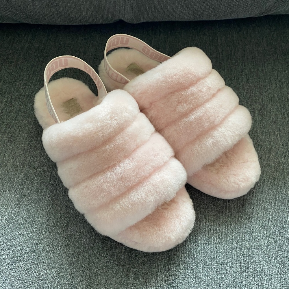 Ugg Fluff Yeah Slide (Size 8)